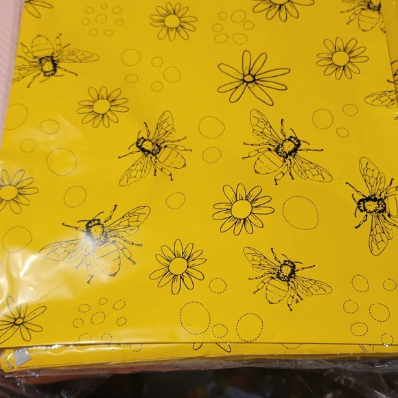 (15) Yellow Bee & Daisy 10x13 Poly Mailer - Picture 4 of 4